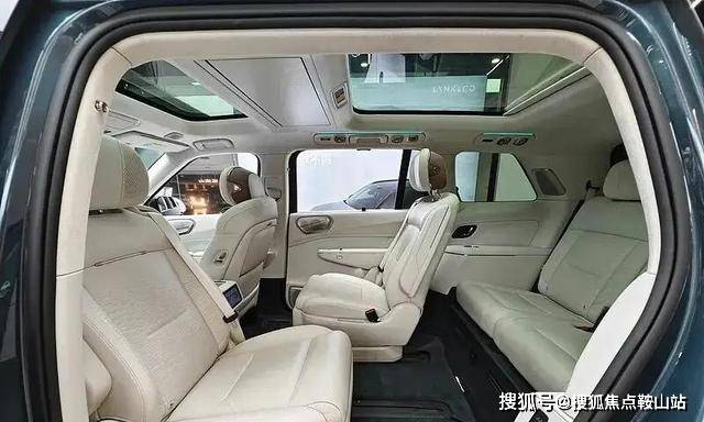 心欢迎您-楼盘详情•最新价格-户型图-容积率@20260113售楼处AI热搜AG真人app宝安一线海景纯大户型观潮府售楼处电话(观潮府)首页网站-营销中(图2)